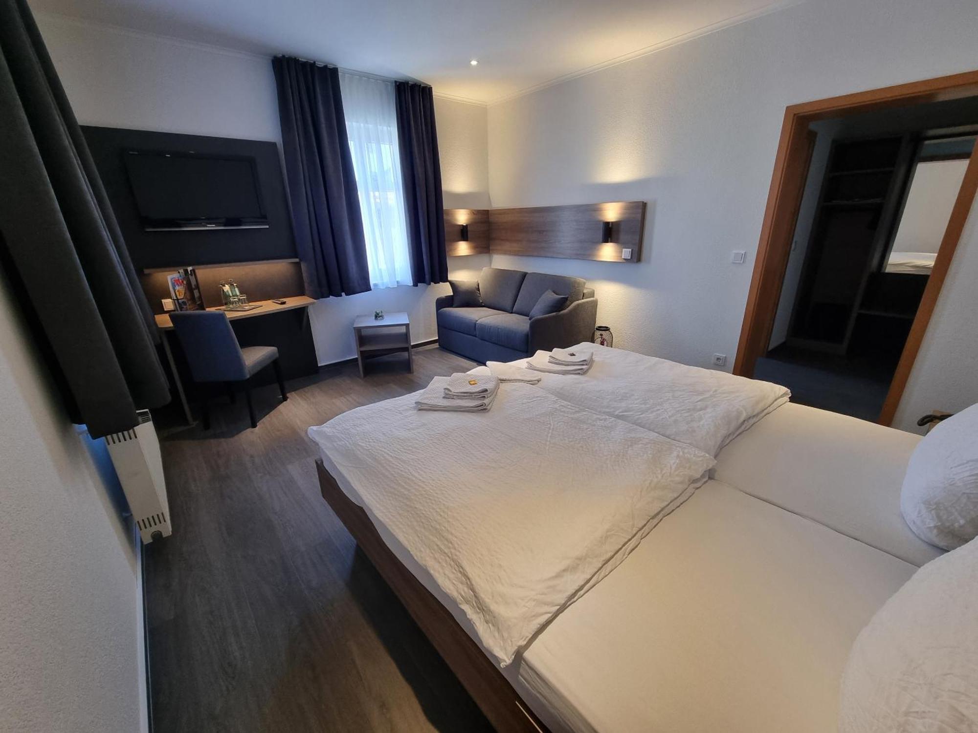 Hotel Zum Weserdampfschiff Bad Karlshafen